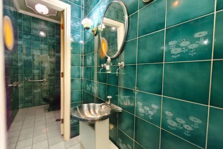 Casa à venda com 320m², 3 quartos e 3 vagasLavabo