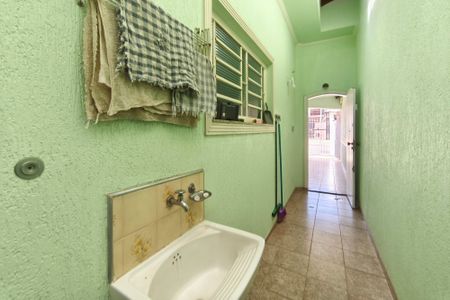 Casa à venda com 320m², 3 quartos e 3 vagasÁrea de Serviço