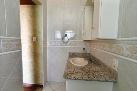 Casa à venda com 320m², 3 quartos e 3 vagasBanheiro Suíte