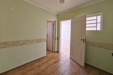 Casa à venda com 320m², 3 quartos e 3 vagasQuarto de Serviço