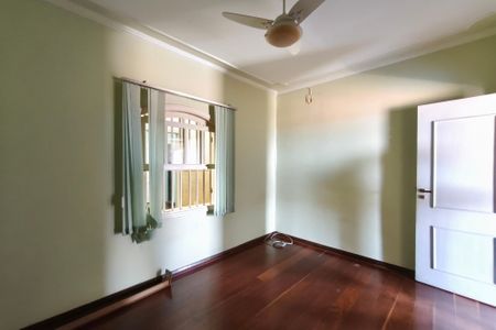 Casa à venda com 320m², 3 quartos e 3 vagasQuarto 2