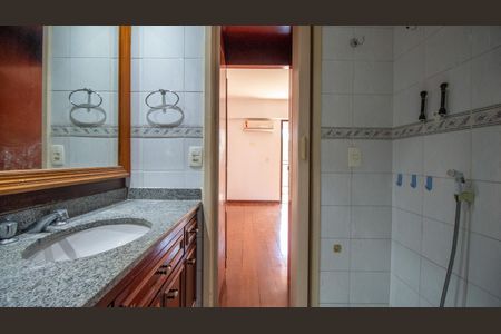 Apartamento à venda com 125m², 3 quartos e 1 vagaBanheiro da  Suite