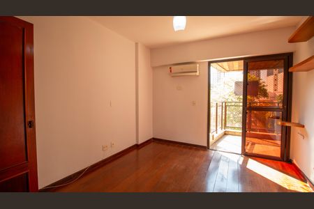 Apartamento à venda com 125m², 3 quartos e 1 vaga Suite