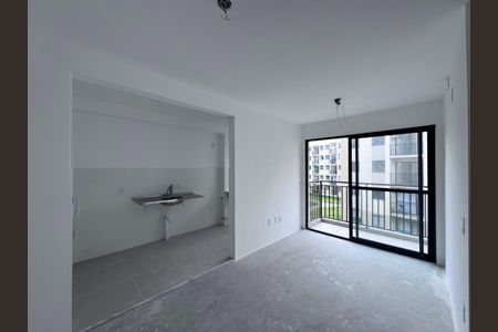 Sala de apartamento à venda com 2 quartos, 50m² em Recreio dos Bandeirantes, Rio de Janeiro
