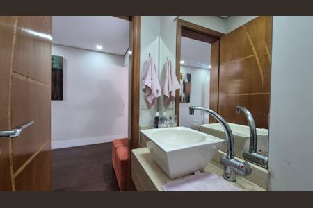 Casa à venda com 214m², 3 quartos e 2 vagasLavabo