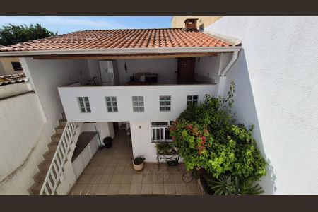 Casa à venda com 214m², 3 quartos e 2 vagasVista