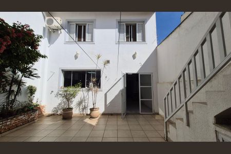 Casa à venda com 214m², 3 quartos e 2 vagasArea externa