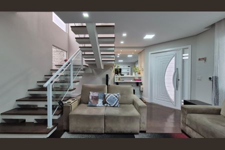 Casa à venda com 214m², 3 quartos e 2 vagasSala