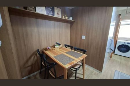 Apartamento à venda com 3 quartos, 102m² em Camboinhas, Niterói