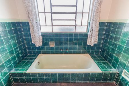 Casa à venda com 360m², 3 quartos e 6 vagasBanheiro Social