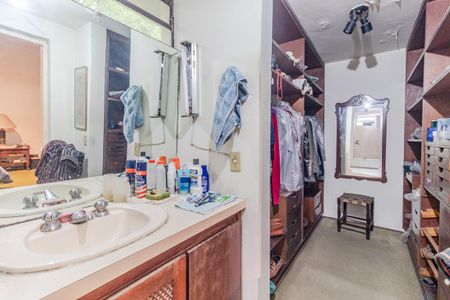 Casa à venda com 360m², 3 quartos e 6 vagasBanheiro da Suíte