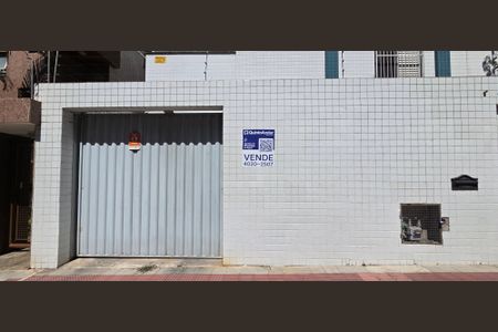 Apartamento à venda com 130m², 3 quartos e 3 vagasPlaquinha instalada