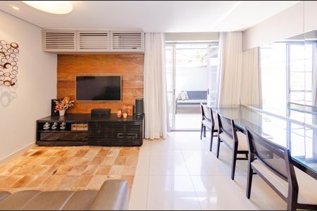 Sala de apartamento à venda com 3 quartos, 130m² em Prado, Belo Horizonte