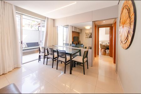 Apartamento à venda com 130m², 3 quartos e 3 vagasSala