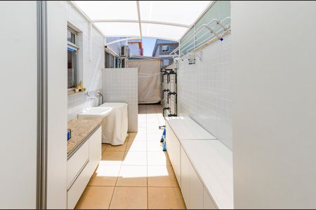 Apartamento à venda com 130m², 3 quartos e 3 vagasÁrea de serviço