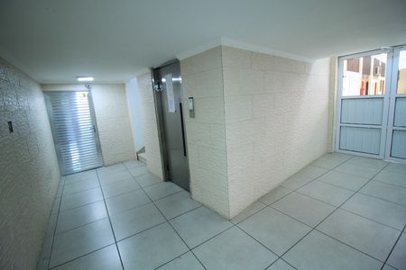 Apartamento à venda com 80m², 2 quartos e sem vagaÁrea comum
