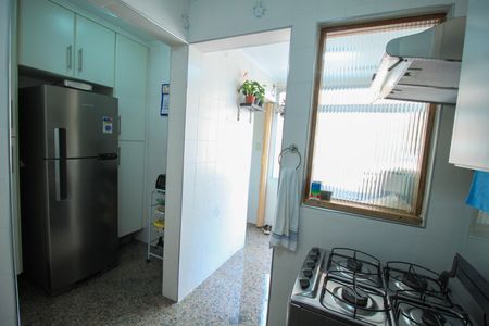 Apartamento à venda com 80m², 2 quartos e sem vagaCozinha