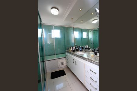 Apartamento para alugar com 145m², 3 quartos e 3 vagasBanheiro da Suíte 3