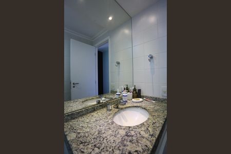 Apartamento para alugar com 145m², 3 quartos e 3 vagasBanheiro da Suíte 2