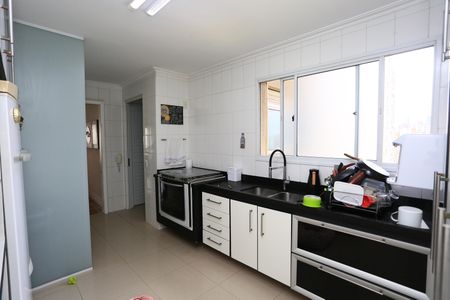 Apartamento para alugar com 145m², 3 quartos e 3 vagascozinha