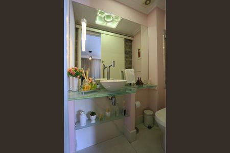 Apartamento para alugar com 145m², 3 quartos e 3 vagasLavabo