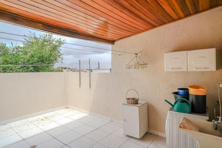 Casa à venda com 250m², 5 quartos e 3 vagasÁrea de serviço