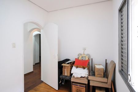 Casa à venda com 250m², 5 quartos e 3 vagasQuarto 2