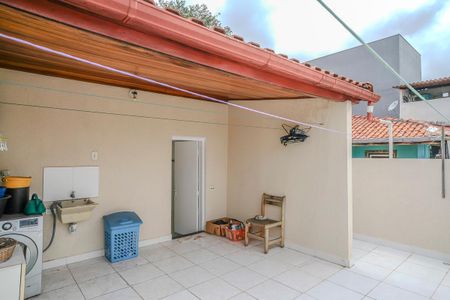 Casa à venda com 250m², 5 quartos e 3 vagasÁrea de serviço