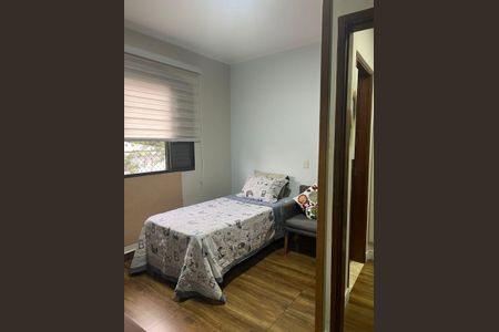 Apartamento à venda com 66m², 2 quartos e 1 vagaQuarto 2