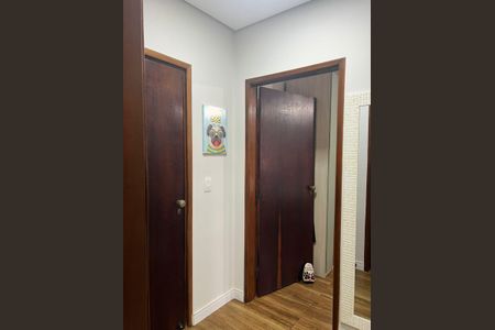 Corredor de apartamento à venda com 2 quartos, 66m² em Vila Campesina, Osasco