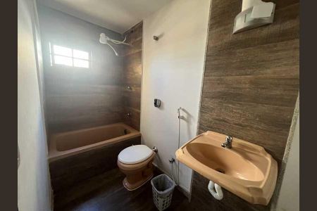 Casa à venda com 4 quartos, 200m² em Jardim Guanabara, Rio de Janeiro