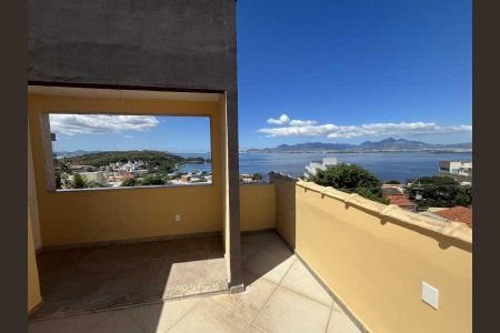 Casa à venda com 4 quartos, 200m² em Jardim Guanabara, Rio de Janeiro