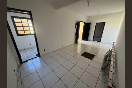 Casa à venda com 4 quartos, 200m² em Jardim Guanabara, Rio de Janeiro