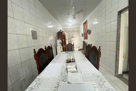 Casa à venda com 3 quartos, 214m² em Jardim Guanabara, Rio de Janeiro