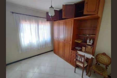 Casa à venda com 4 quartos, 341m² em Piratininga, Niterói