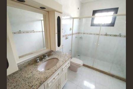 Casa à venda com 4 quartos, 341m² em Piratininga, Niterói