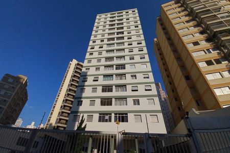 Apartamento à venda com 120m², 3 quartos e 1 vaga Apartamento à venda com 120m², 3 quartos e 1 vagaFachada do Prédio