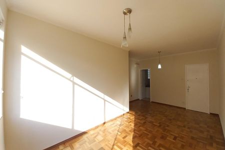 Apartamento à venda com 120m², 3 quartos e 1 vaga Apartamento à venda com 120m², 3 quartos e 1 vagaSala