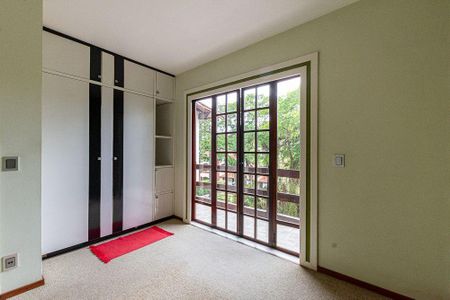 Casa à venda com 5 quartos, 274m² em Itaipu, Niterói