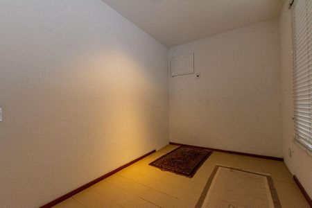 Casa à venda com 5 quartos, 274m² em Itaipu, Niterói