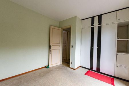 Casa à venda com 5 quartos, 274m² em Itaipu, Niterói