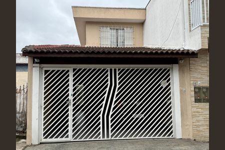 Casa à venda com 137m², 3 quartos e 2 vagasFachada
