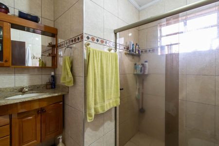 Casa à venda com 137m², 3 quartos e 2 vagasBanheiro