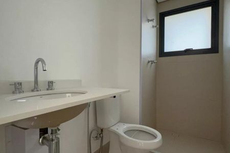 Apartamento à venda com 195m², 4 quartos e 3 vagasBanheiro da Suíte 2