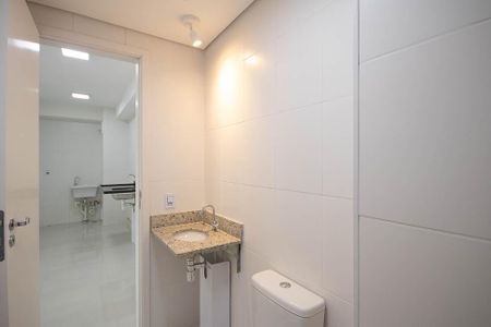 Apartamento para alugar com 36m², 2 quartos e sem vaga Apartamento para alugar com 36m², 2 quartos e sem vagaBanheiro