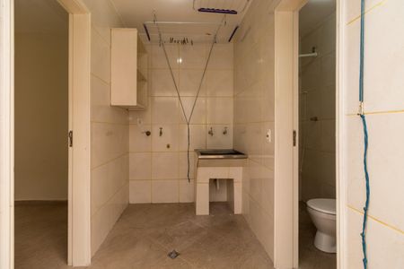 Casa à venda com 250m², 4 quartos e 2 vagasÁrea de Serviço