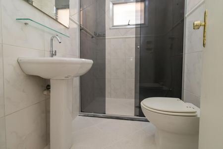 Casa à venda com 250m², 4 quartos e 2 vagasBanheiro Social