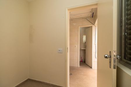 Casa à venda com 250m², 4 quartos e 2 vagasQuarto de Serviço