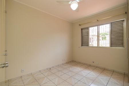 Casa à venda com 250m², 4 quartos e 2 vagasSuíte