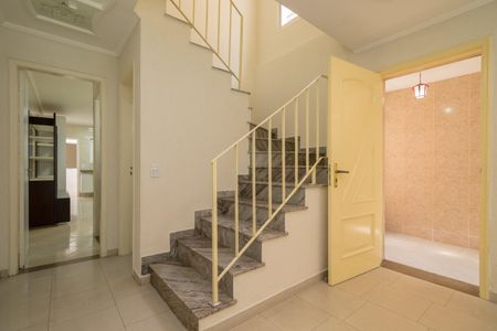 Casa à venda com 250m², 4 quartos e 2 vagasSala